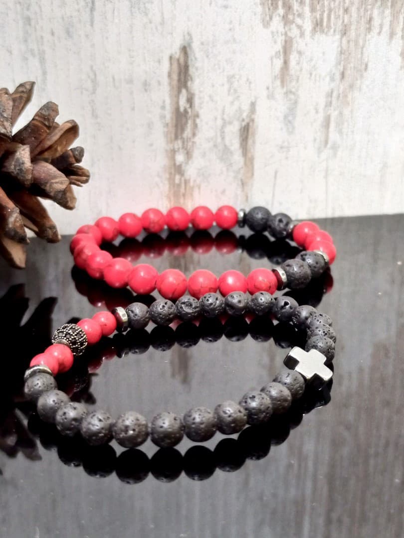 RED BLACK BEAD CROSS DOUBLE LINE BRACELET - 3