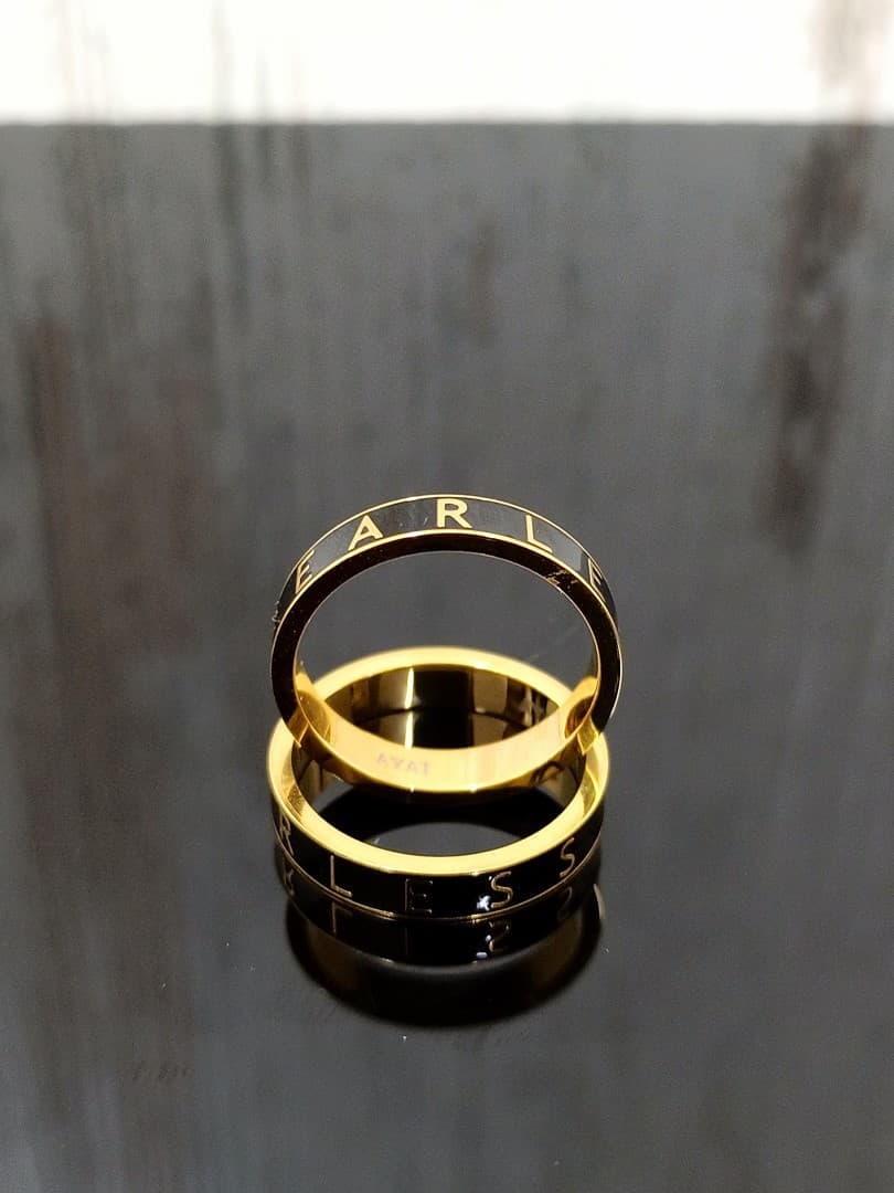 FEARLESS RING BLACK & GOLD PLATED - 4