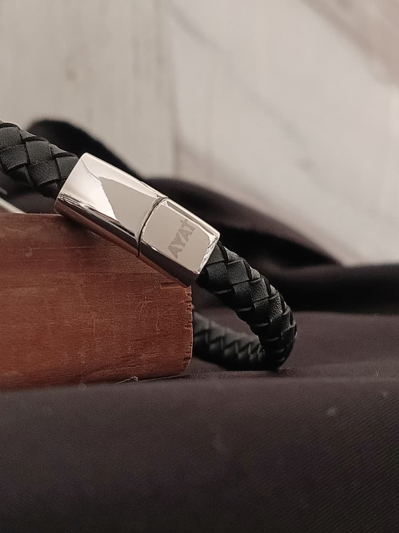 SILVER CROSS SINGLE LAP BLACK LEATHER BRACELET - 3