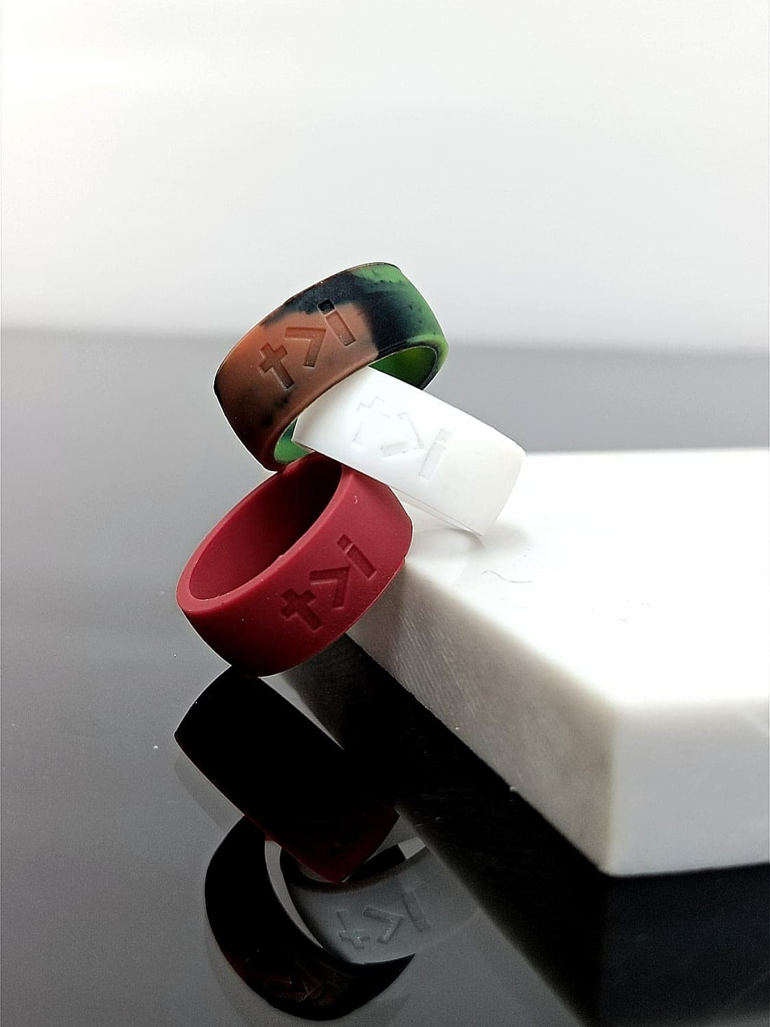 CROSS BIGGER THAN I SILICONE RING - 1