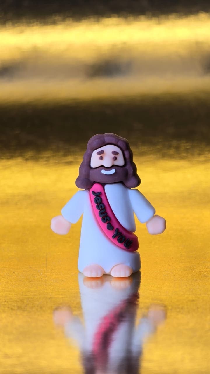 MINI JESUS FIGURINE - 2