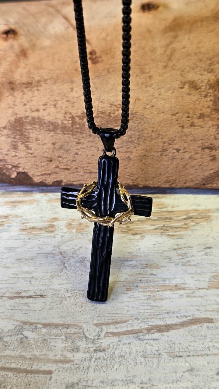 CROWN CROSS BLACK NECKLACE