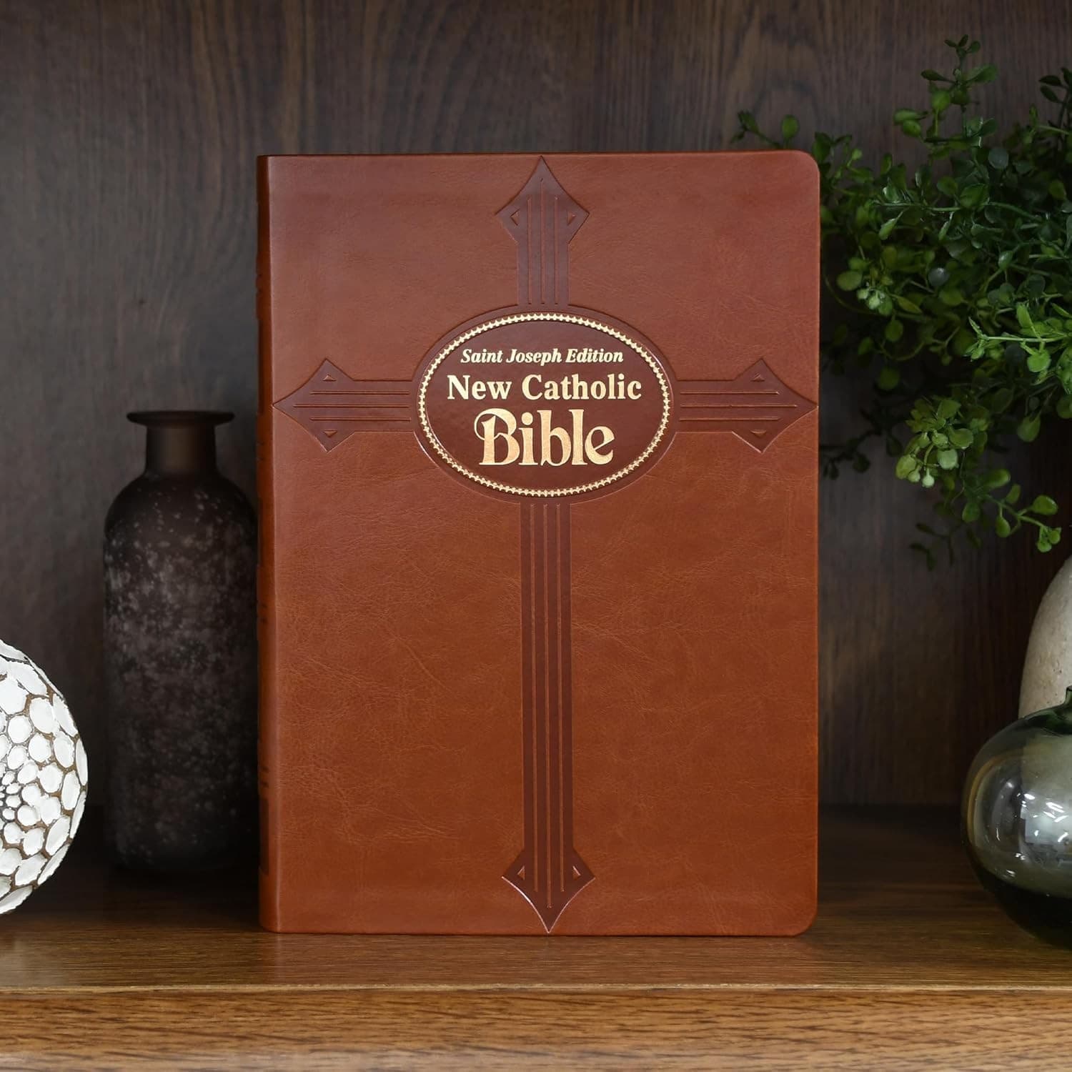 THE NEW CATHOLIC BIBLE LARGE TYPE EDITION BROWN - 2