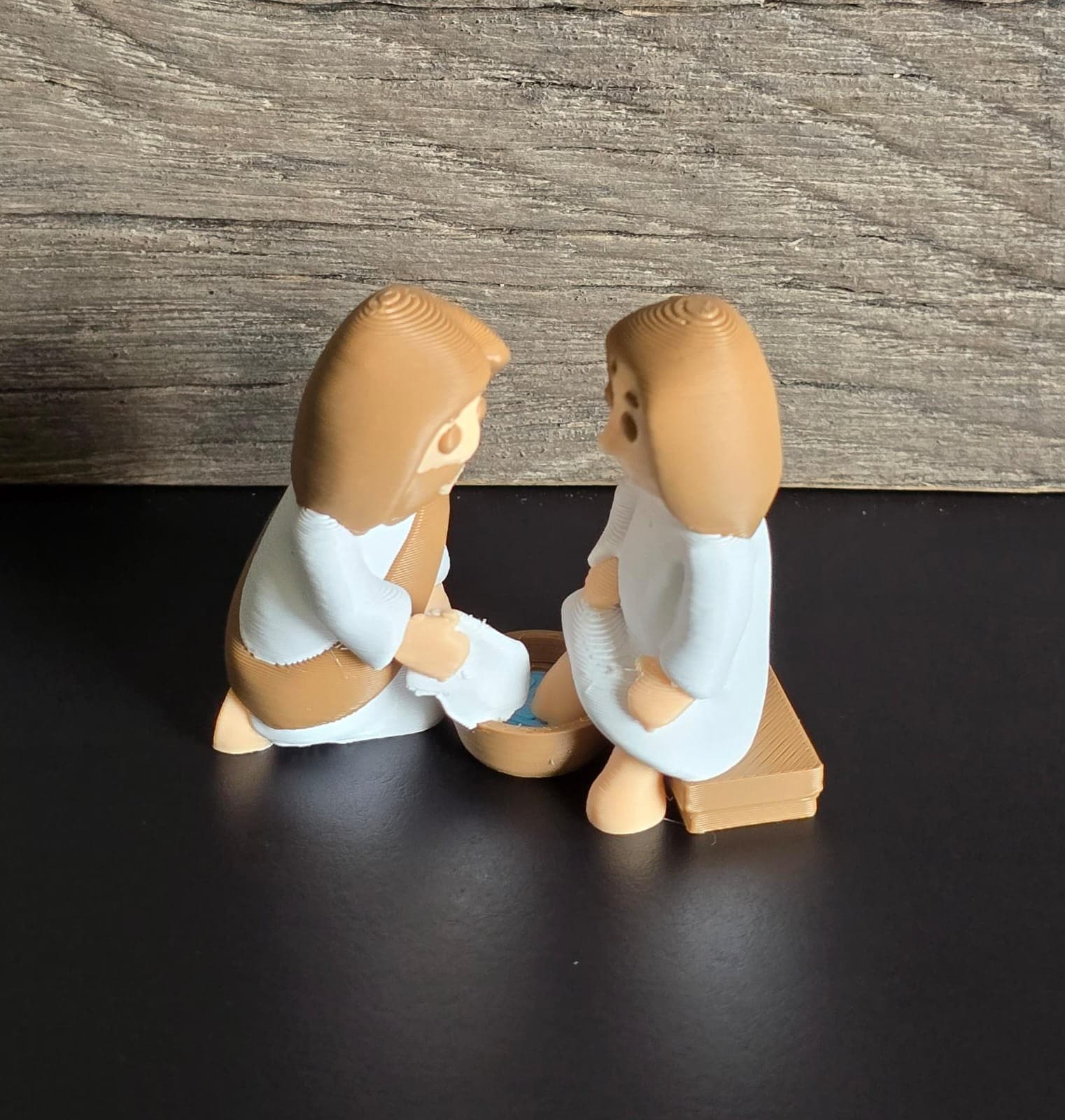 THE HUMBLE SERVANT MINI FIGURINE - 4