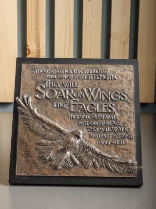 Sculpture Plaque Moments Of Faith Eagle - 1