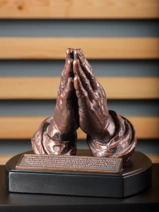 Sculpture Moments Of Faith Praying Hands - 4