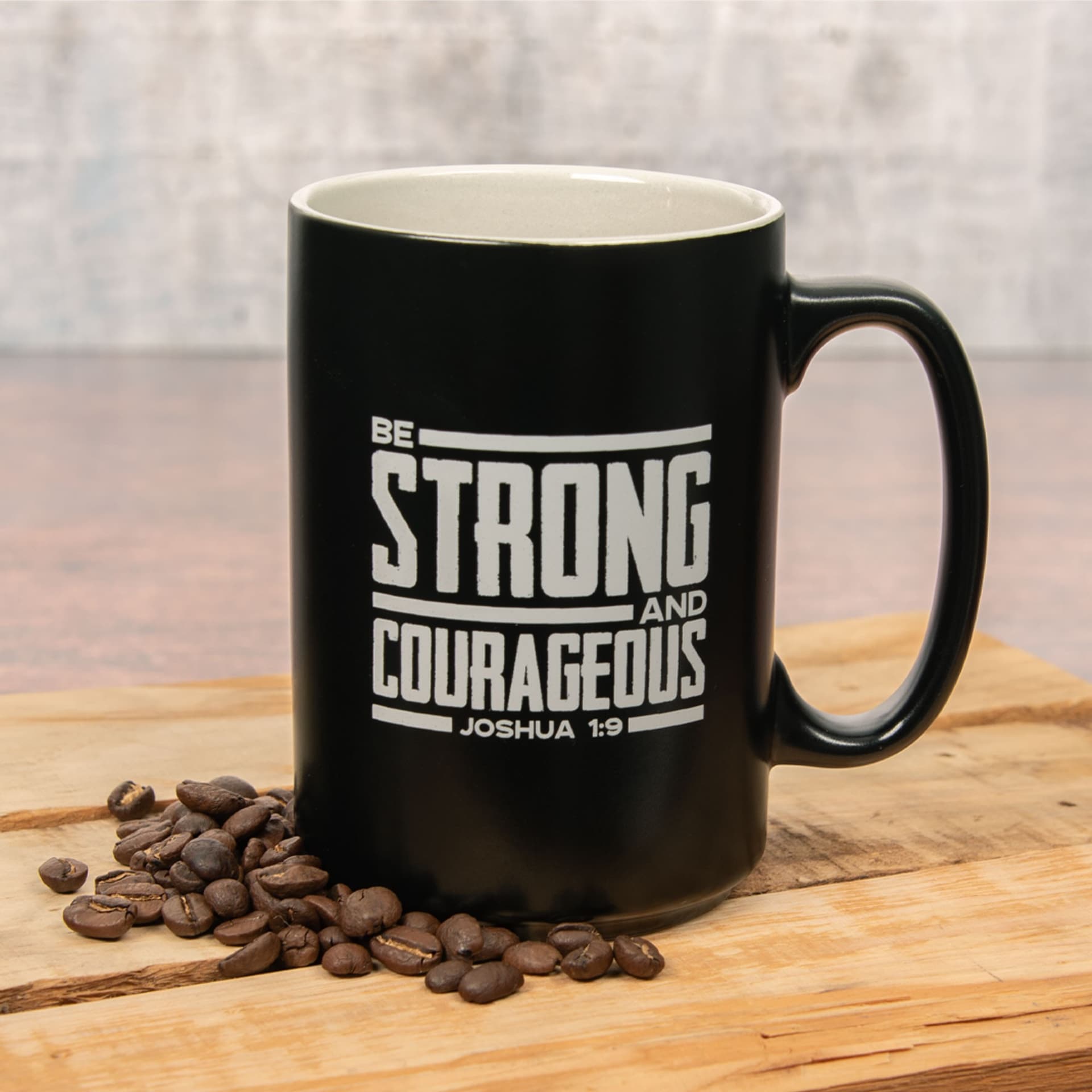 MUG BLACK BE STRONG AND COURAGEOUS JOSH 1:9 - 5