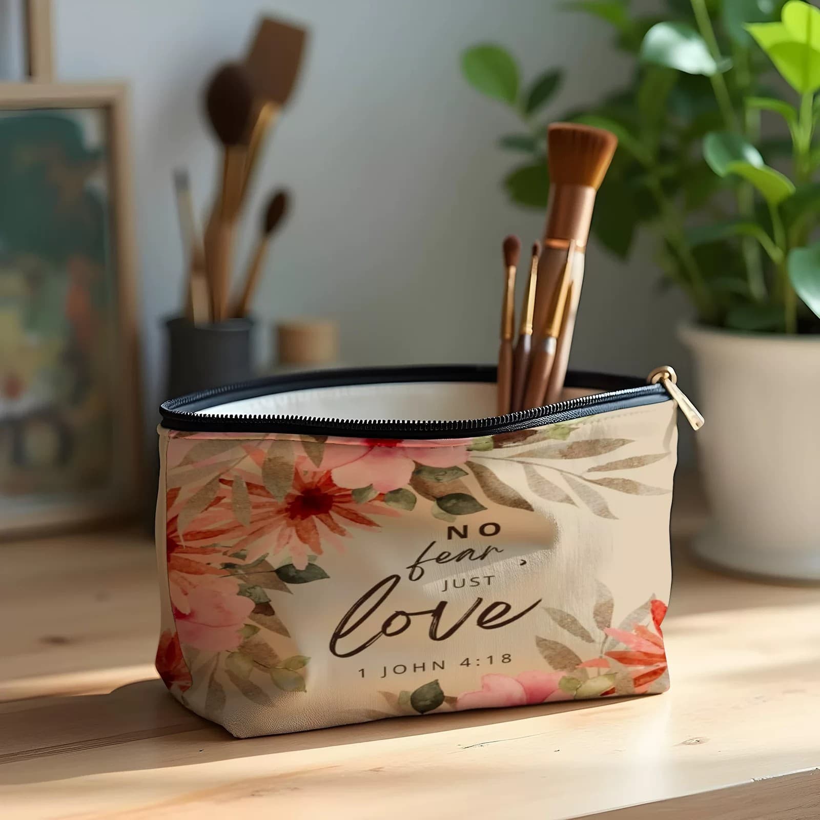 NO FEAR JUST LOVE POUCH - 2