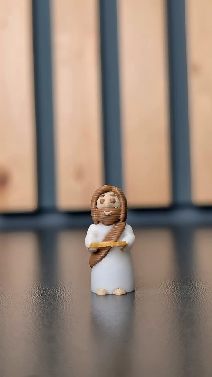 THE KEY MINI FIGURINE - 1