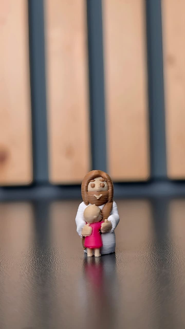 LET THE LITTLE GIRL COME TO ME MINI FIGURINE - 1