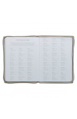 2027 18-Month Planner Amazing Grace thumbnail 7