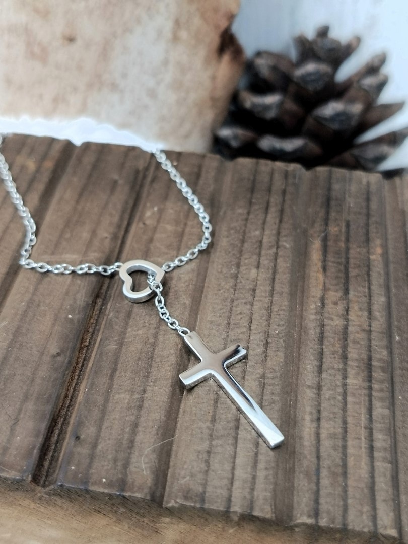HEART CROSS NECKLACE - 2