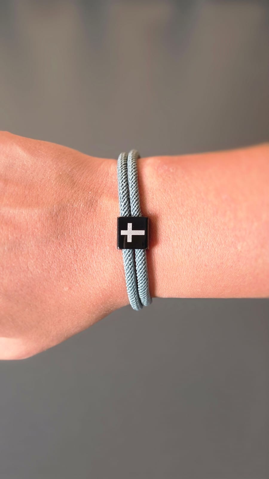 STEEL BLUE CROSS BRAIDED ROPE BRACELET - 2