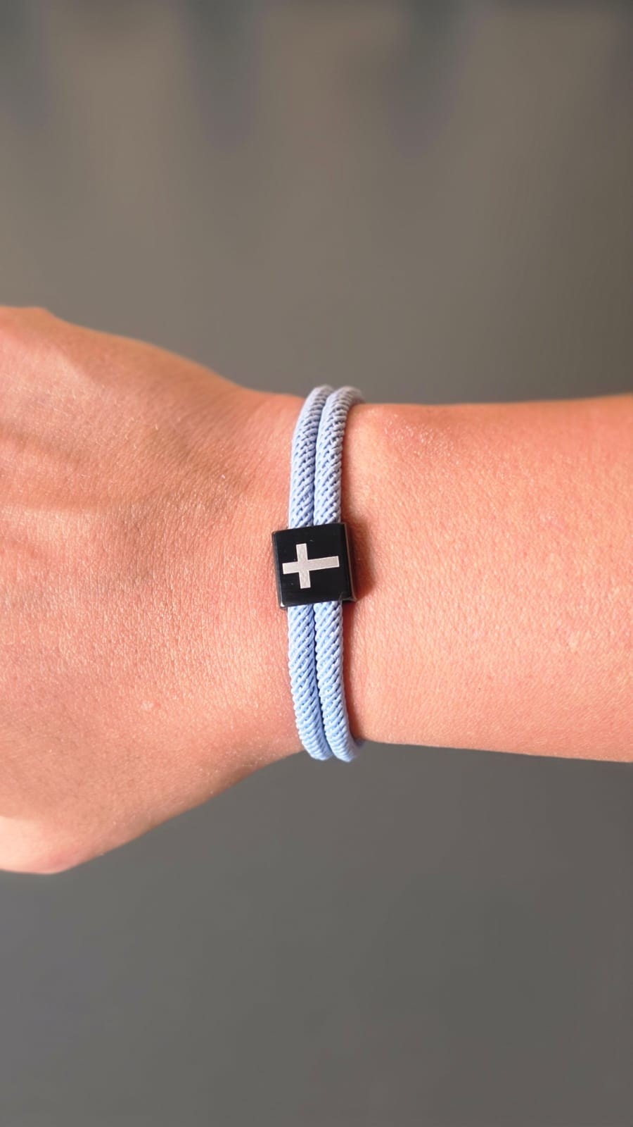 LIGHT BLUE CROSS BRAIDED ROPE BRACELET - 2