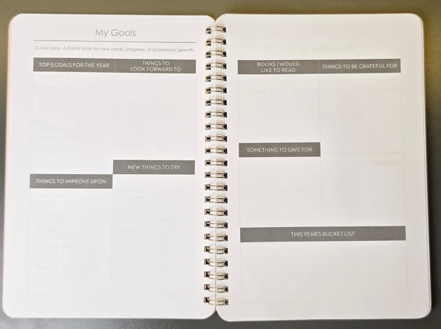 2027 Weekly Planner Amazing Grace - 2